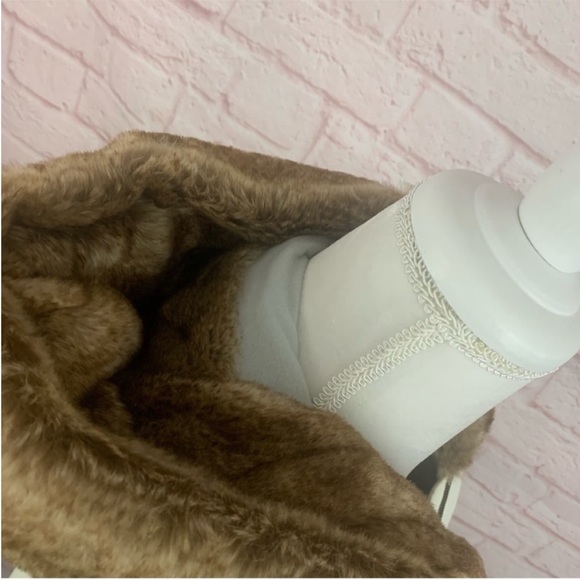 Marmot womens jacket cream coat brown faux fur hood softshell size Med - Picture 11 of 14